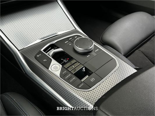 BMW 320d Touring M Soprt 190pk 2023 3-serie (Origineel-NL + 1e eigenaar), T-274-GG