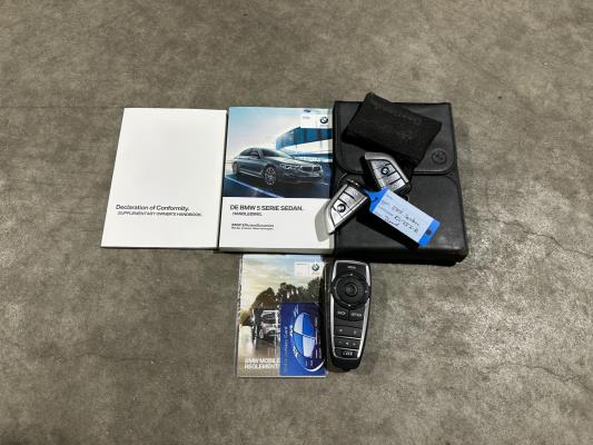 BMW M550i xDrive High Executive 462pk 2018 (Origineel-NL), RS-253-R