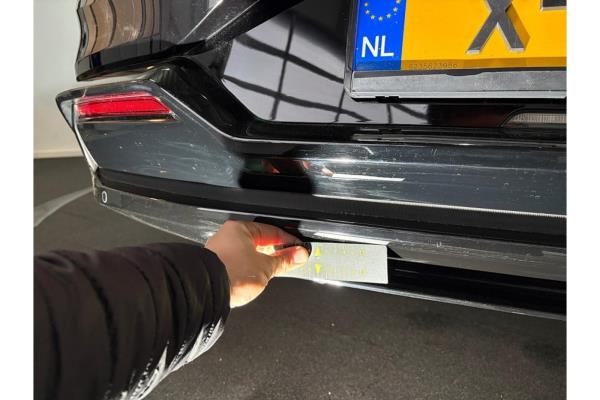 Lotus Eletre EDS 450 4WD 112 kWh 612pk 2023 (Origineel-NL), X-319-JJ