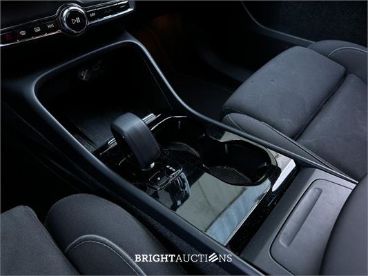 Volvo XC40 Recharge Plus 231pk 2023 (Origineel-NL + 1e eigenaar), S-874-ZR