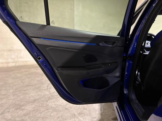 Volkswagen Golf VIII R 4Motion 20th Annniversary -AKRAPOVIC- 2.0 TSI 320pk 2023 LIMITED (Golf 8), NL-KENTEKEN