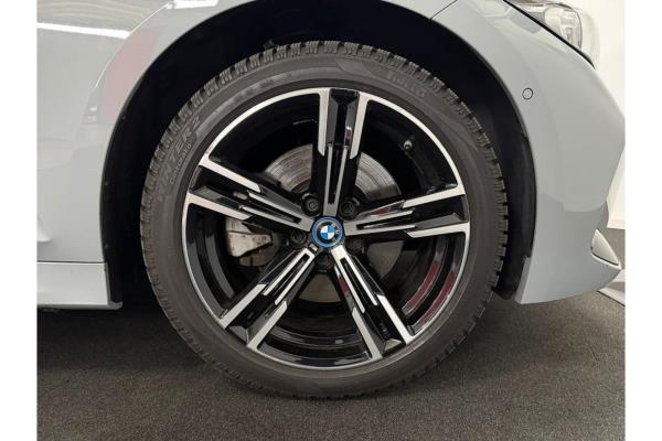 BMW 320e Touring M-Sport 272pk 2023 (Origineel-NL) 3-Serie, S-176-KP