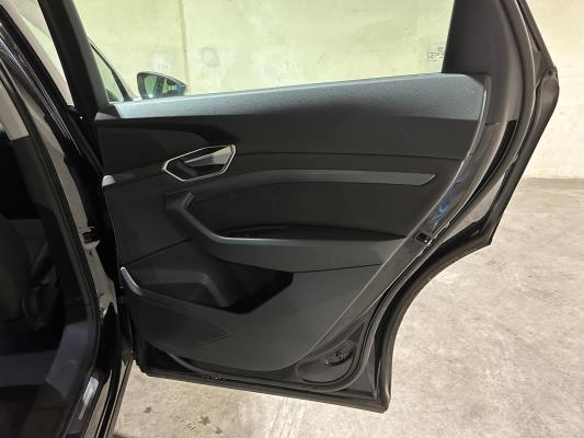 Audi e-tron 55 quattro edition 95 kWh 408pk 2020 (Origineel-NL + 1e eigenaar), K-077-BL