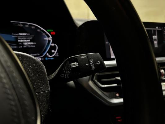 BMW 320e Touring Business Edition Plus M-Sport 204pk 2022 (Origineel-NL + 1e Eigenaar) 3-Serie G21, P-991-JH