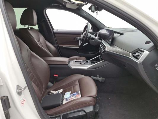 BMW 320e Touring M Sport 272pk 2022 (Origineel-NL) 3-Serie, R-268-NT