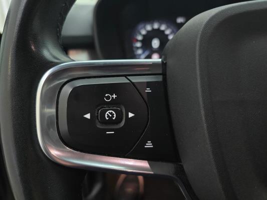 Volvo XC40 T4 Recharge Inscription Expression 1.5 211pk 2022 (Origineel-NL), P-822-BS