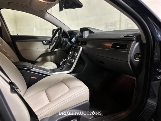 Volvo XC70 2.0 D4 FWD Momentum 181pk 2014 (Origineel-NL) Automaat, 2-XLB-00