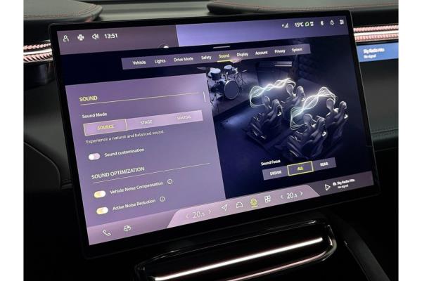 Lotus Eletre EDS 450 4WD 112 kWh 612pk 2023 (Origineel-NL), X-319-JJ