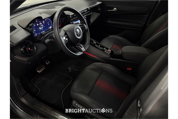 Alfa Romeo Junior Turbo Hybrid Ibrida Speciale 1.2 156pk 2025 (Origineel-NL), HLG-47-F