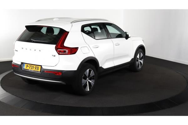 Volvo XC40 T2 Momentum Business 1.5 129pk 2022 (Origineel-NL), P-731-XB