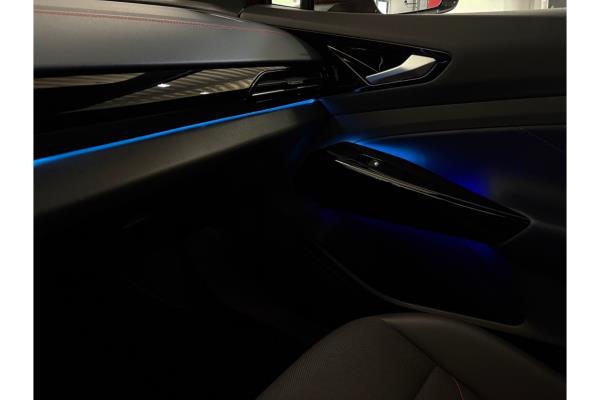 Volkswagen ID.5 GTX 77 kWh 299pk 2022 (Origineel-NL), R-992-HG