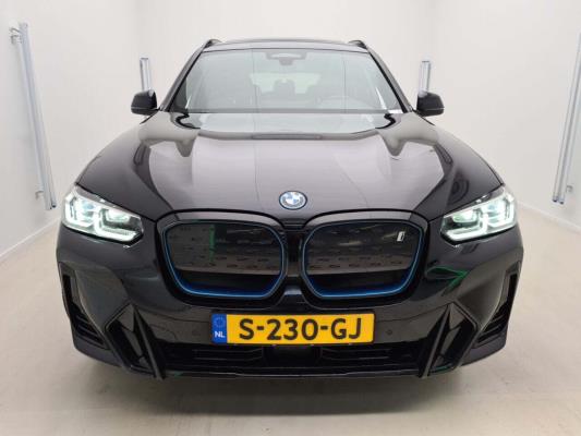 BMW iX3 Executive M Sport 286pk 2023 (Origineel-NL) iX, S-230-GJ