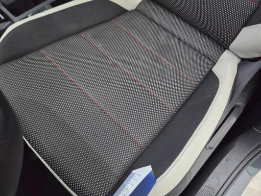 Volkswagen T-Roc Sport 1.5 TSI 150pk 2019, T-667-TX