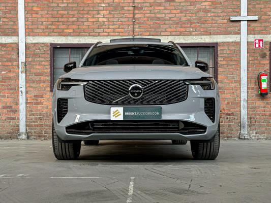 Volvo XC90 T8 AWD Plus Dark 457pk 2025 7-Persoons (1.100 KM) Fabrieksgarantie
