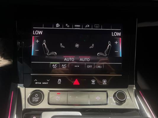 Audi e-tron 55 Business edition Quattro 95 kWh 408pk 2021 (Origineel-NL), L-079-HT