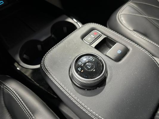 Ford Mustang Mach-E RWD 75 kWh 269pk 2021 (Origineel-NL), N-782-JV