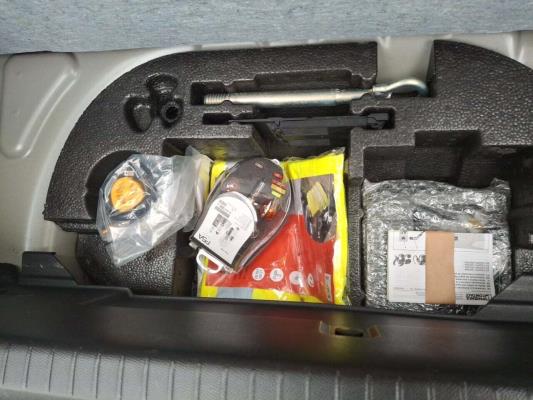 Peugeot 208 Ev Active 50 kWh 136pk 2022 (Origineel-NL), P-132-LT