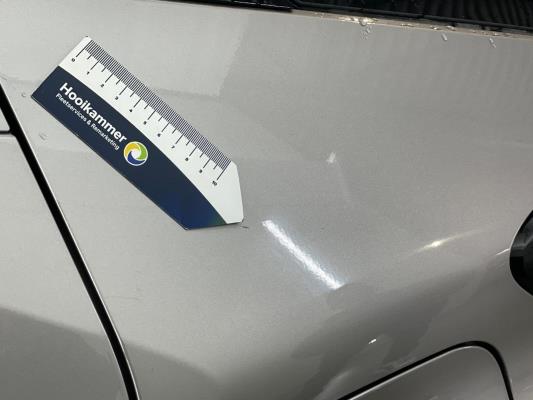 Toyota C-HR Hybrid Executive 1.8 170pk 2017, P-886-JB