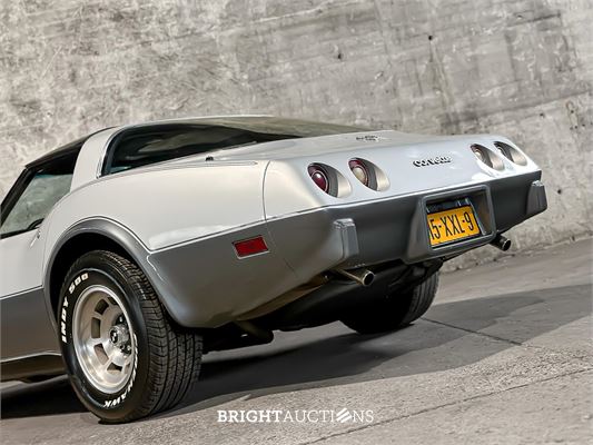 Chevrolet Corvette 5.7 V8 Convertible Two-Tone L-82 ANNIVERSARY EDITION 1 YZ 87 194pk 1978, 15-XXL-9