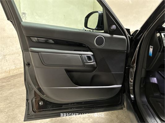 Land Rover Discovery 3.0 Td6 HSE Luxury 258pk 2018 7-persoons, T-774-BK