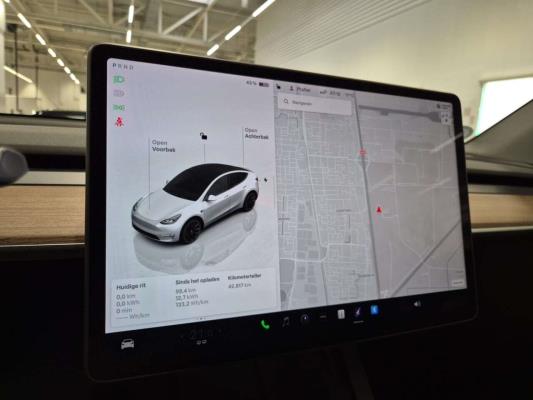 Tesla Model Y RWD 58 kWh 238pk 2023 (Origineel-NL), X-697-DL