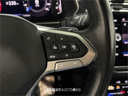 Volkswagen Tiguan Life 1.5 TSI 150pk 2022 (Origineel-NL), R-345-BZ