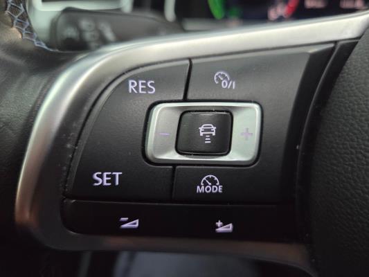 Volkswagen Golf PHEV GTE 1.4 TSI 258pk 2018, X-916-XH