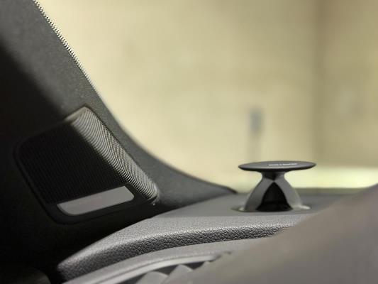 BRIGHT AUCTIONS: Luxury & Sports Cars - Tiel