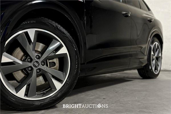 Audi Q4 Sportback e-tron 40 Launch edition S Competition 77 kWh 204pk 2021 (Origineel-NL), N-622-TH
