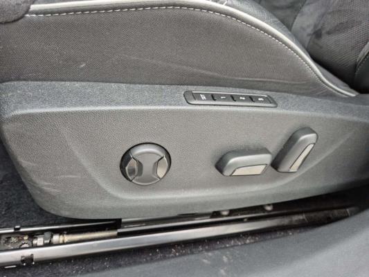 Škoda Enyaq Coupe Iv 60 Sportline 180pk 2023 (Origineel-NL), S-701-SV