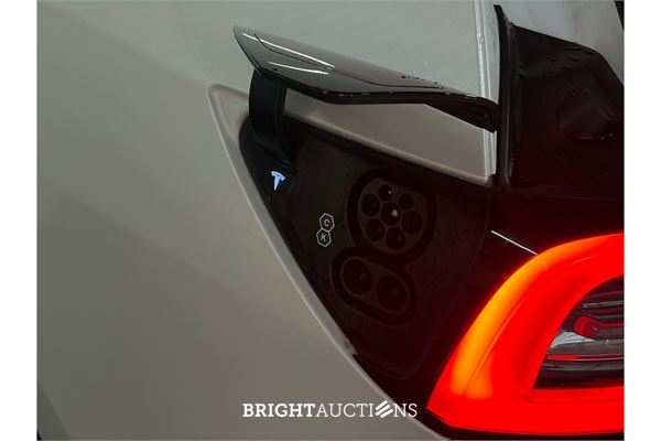 Tesla Model Y Performance AWD 75 kWh 2022, GPF-24-K
