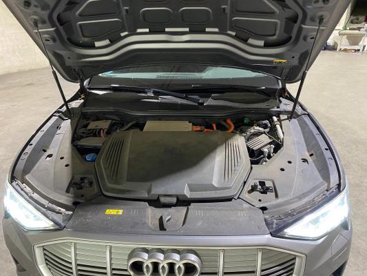 Audi e-tron 50 Quattro Launch Edition 71 kWh 313pk 2020 (Origineel-NL & 1e Eigenaar), J-980-HF