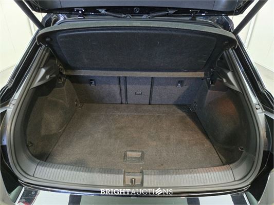 Volkswagen T-Roc 4Motion Sport Business R 2.0 TSI 191pk 2019, X-032-DJ