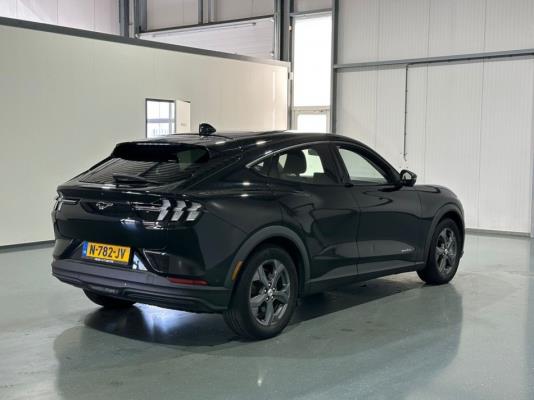 Ford Mustang Mach-E RWD 75 kWh 269pk 2021 (Origineel-NL), N-782-JV