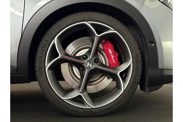 Alfa Romeo Junior Elettrica Veloce 54 kWh 281pk 2025 (Origineel-NL), JLX-71-H