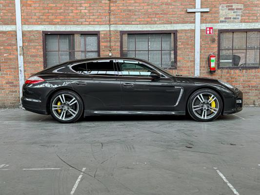 Porsche Panamera Turbo 4.8 V8 500pk 2009 Sport-Chrono, N-110-LT