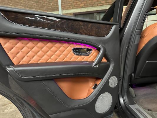 Bentley Bentayga Hybrid 3.0 340pk 2020