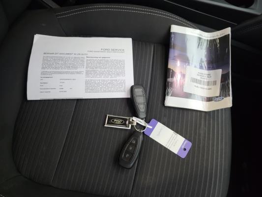Ford Kuga PHEV Titanium 2.5 261pk 2023 (Origineel-NL), T-012-PJ