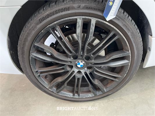 BMW 225i Active Tourer High Executive xDrive 232pk 2015 2-Serie, L-802-HD