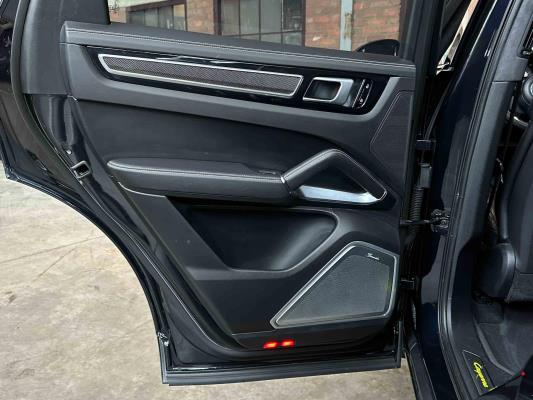 Porsche Cayenne Coupe Turbo S E-Hybrid 4.0 V8 -TECHART CARBON- 680pk 2020 (Origineel-NL), J-707-RT