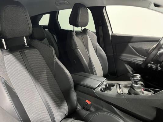 Peugeot 3008 Allure Pack Business 1.2 PureTech 131pk 2022 (Origineel-NL), P-263-PS
