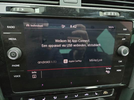 Volkswagen Golf GTI Performance 2.0 TSI 245pk 2017, L-416-LR