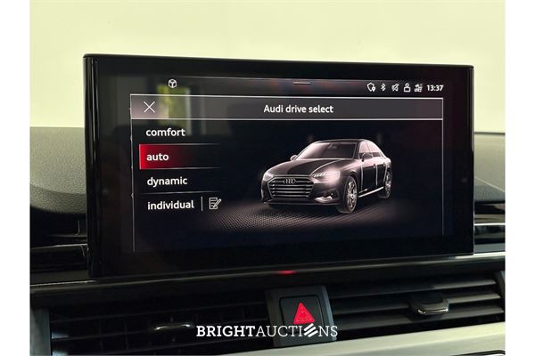 Audi A4 35 S edition Competition TFSI 149pk 2023 (Origineel-NL), X-994-BX