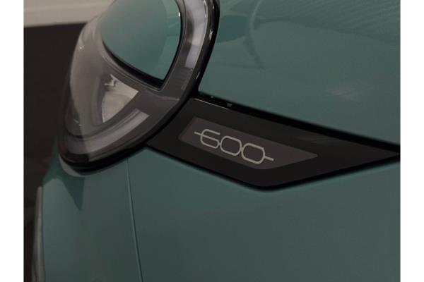 Fiat 600 Hybrid Urban 1.2 100pk 2025 (Origineel-NL), HGK-75-H