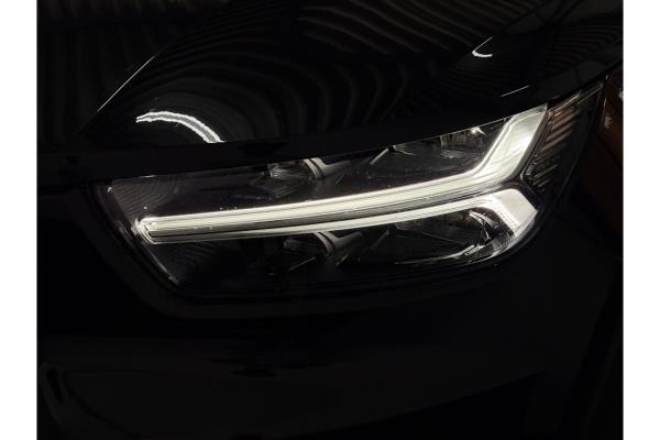 Volvo XC40 Recharge P8 R-Design AWD 408pk 2021 (Origineel-NL), L-682-DV
