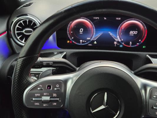 Mercedes-Benz A 180 Business Solution AMG 136pk 2019 A-klasse, Z-776-DL