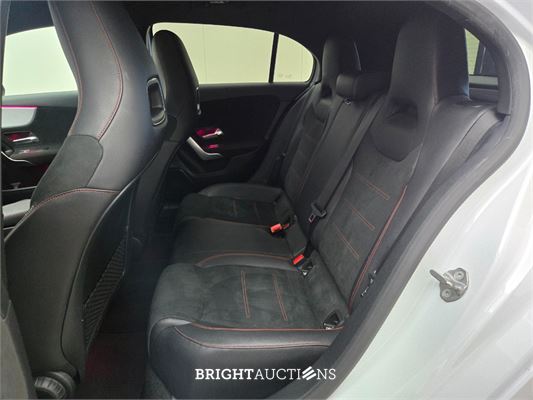 Mercedes-Benz A200 Business Solution AMG 163pk 2019 (Origineel-NL) A-klasse, XJ-315-N