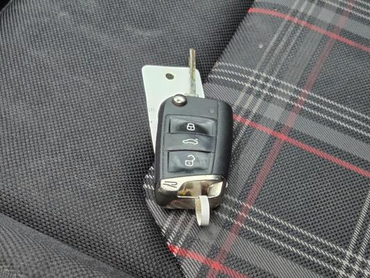 Volkswagen Polo GTI 2.0 TSI 200pk 2020, GHP-37-D