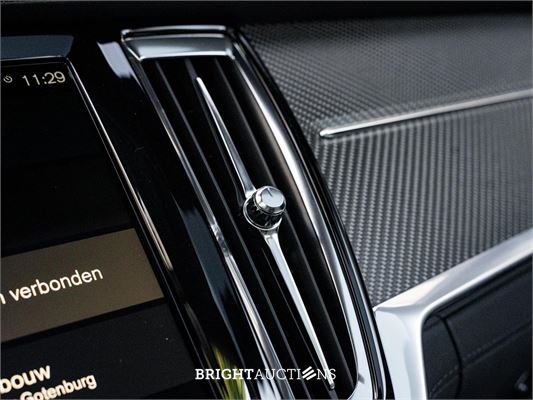 Polestar 1 2.0 T8R (1 van 1500) Carbon Plug-In Hybrid 609pk 2022