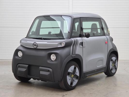 BRIGHT AUCTIONS: Premium Daily Drivers & EV's - Fast Auction